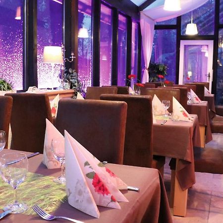 Hotel Feldmaus Olzheim Екстериор снимка