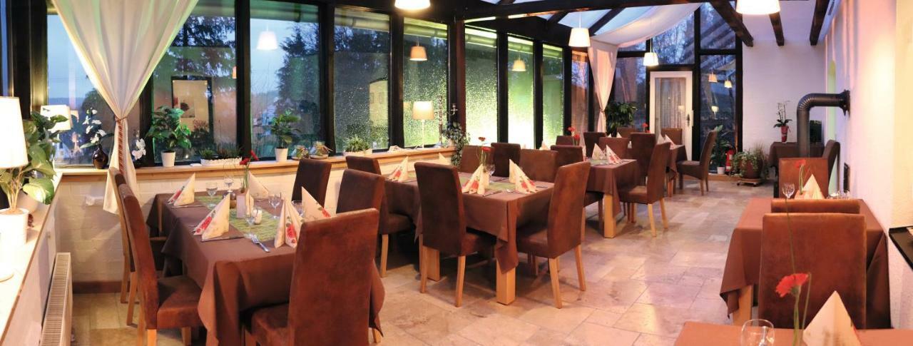 Hotel Feldmaus Olzheim Екстериор снимка